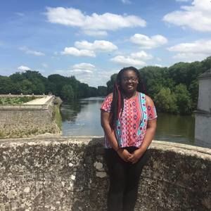 Meet your Posher, Asanteneauxia